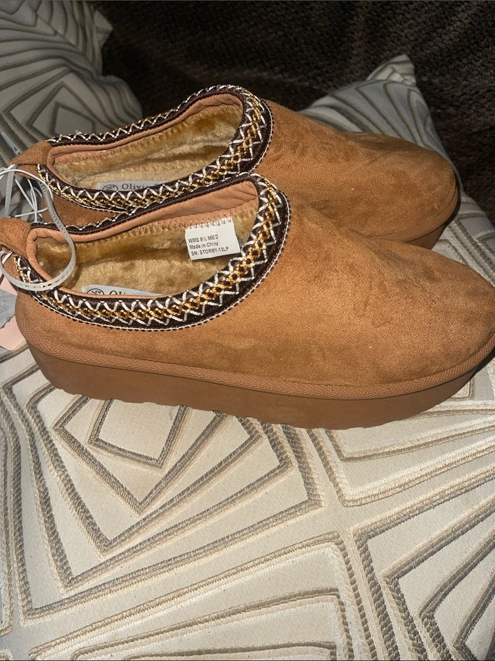 Women's Tan Platform Slip-On Shoes with Faux Fur Lining